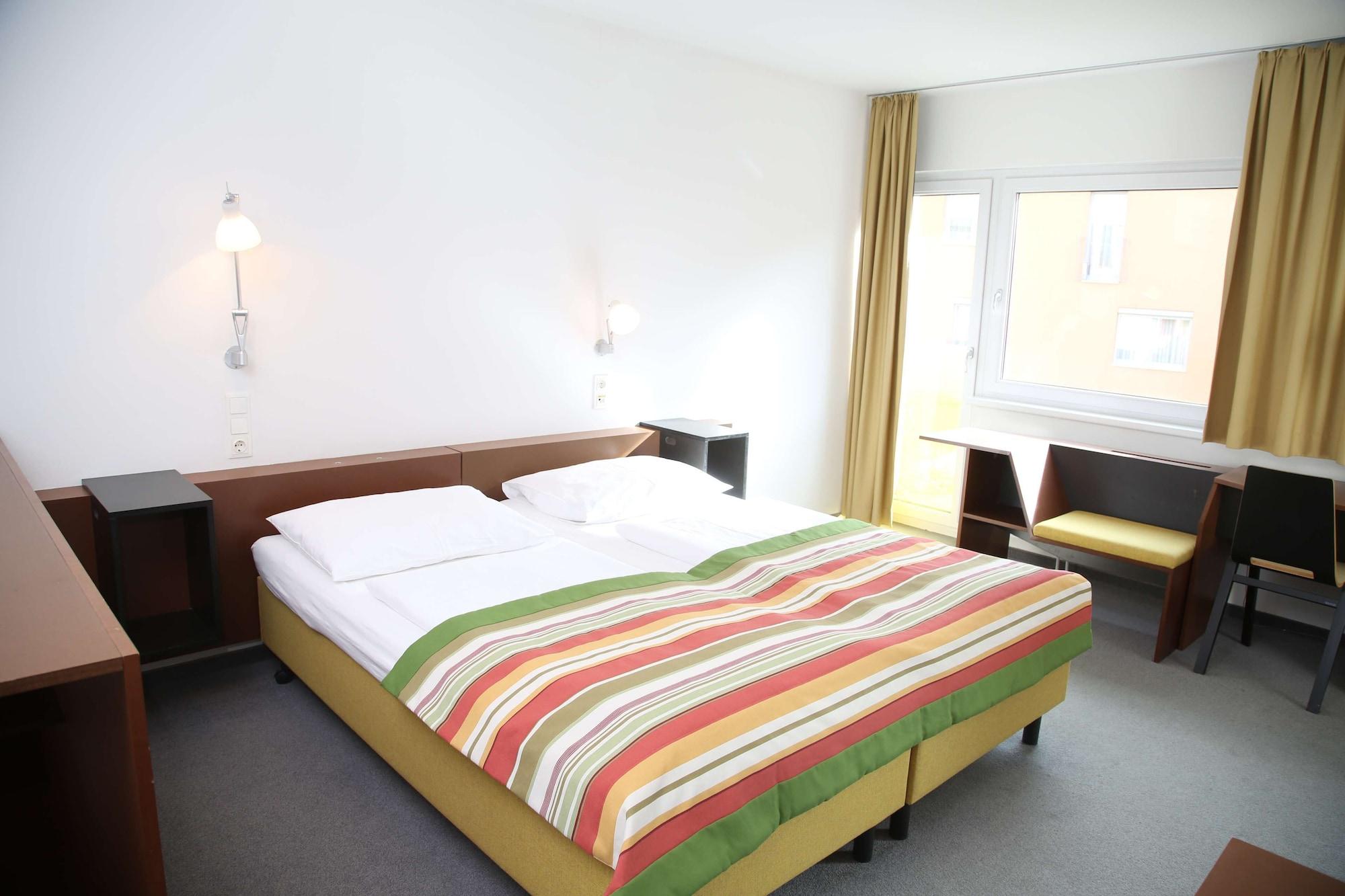 Kyriad Vienna Altmannsdorf ภายนอก รูปภาพ