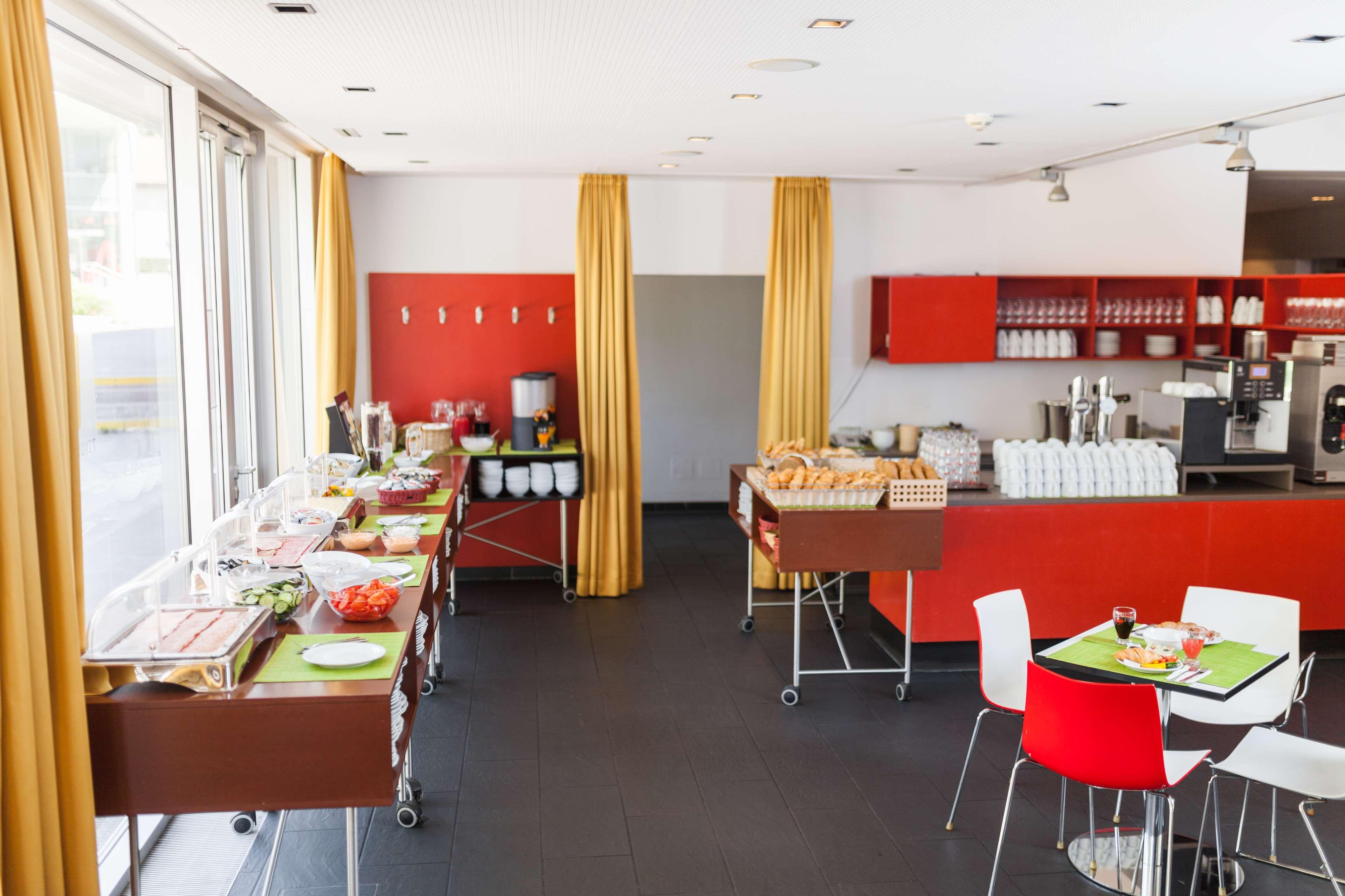 Kyriad Vienna Altmannsdorf ภายนอก รูปภาพ