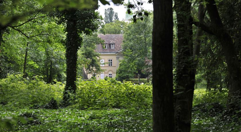Kyriad Vienna Altmannsdorf ภายนอก รูปภาพ